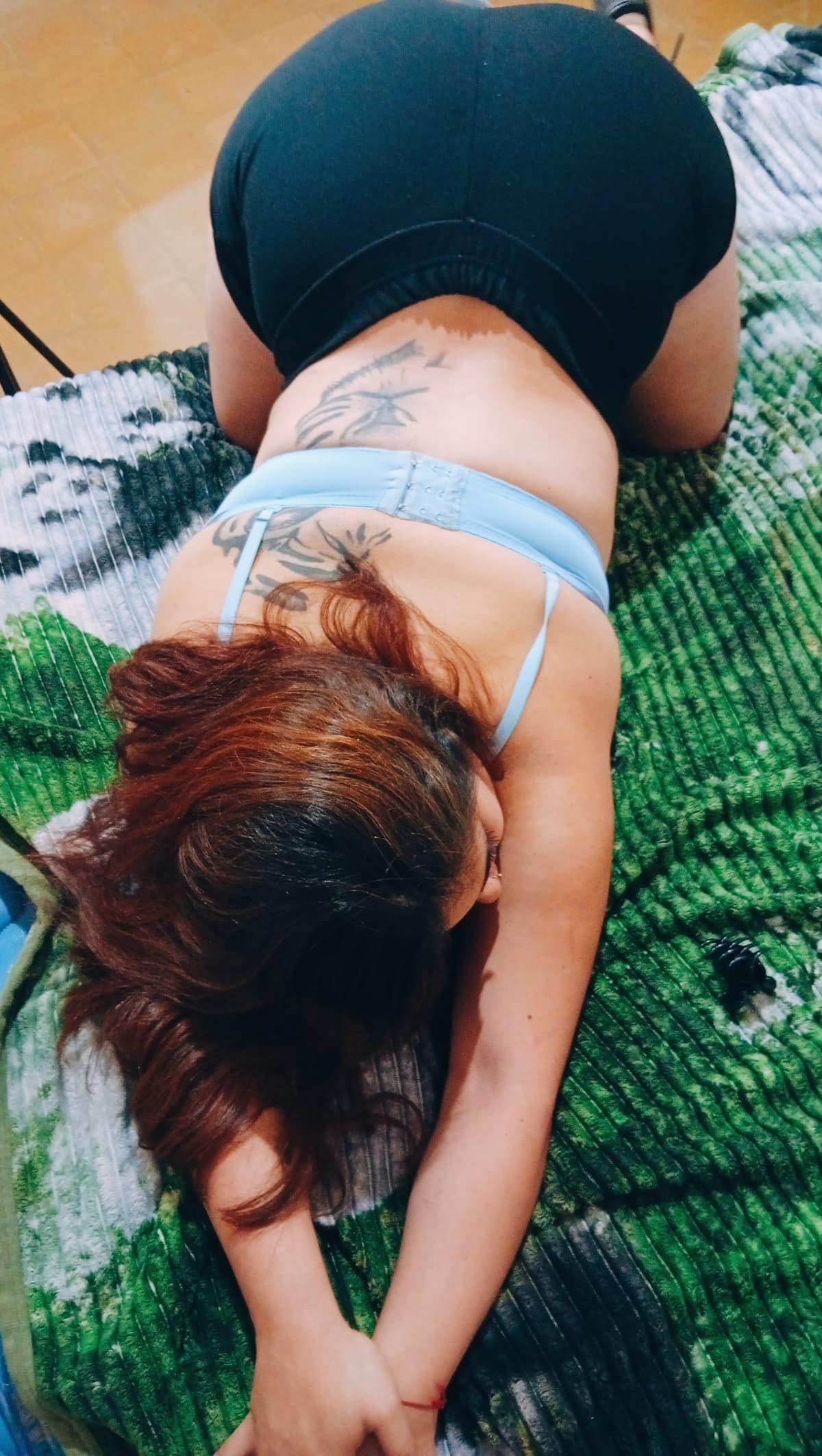 Mia - Castañita de Reynaldo Lupí, buena onda y garchable a full